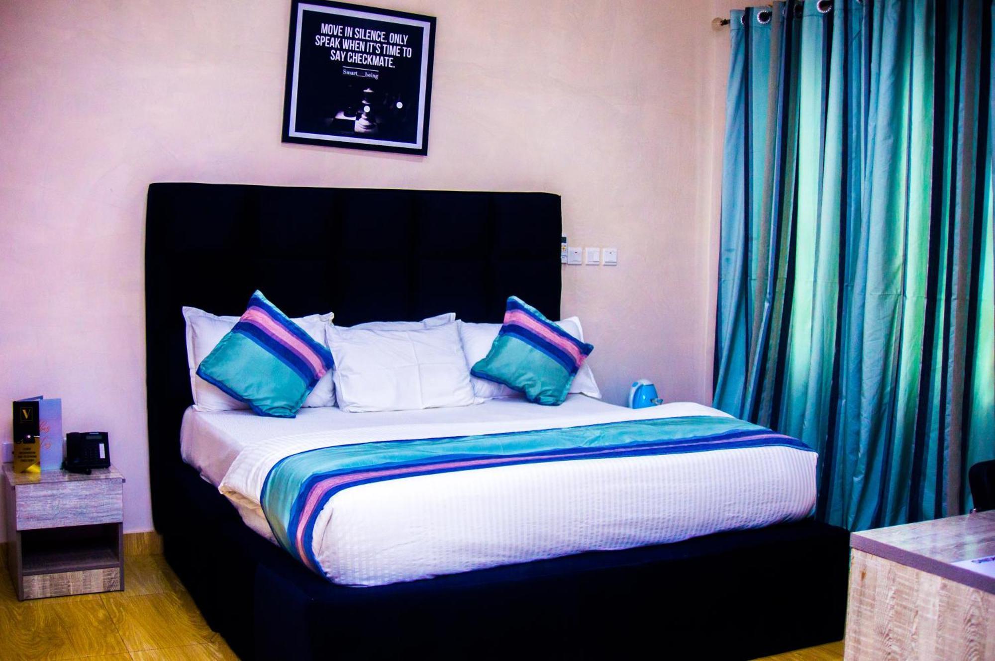 Vibes Suites Kaba Exteriör bild