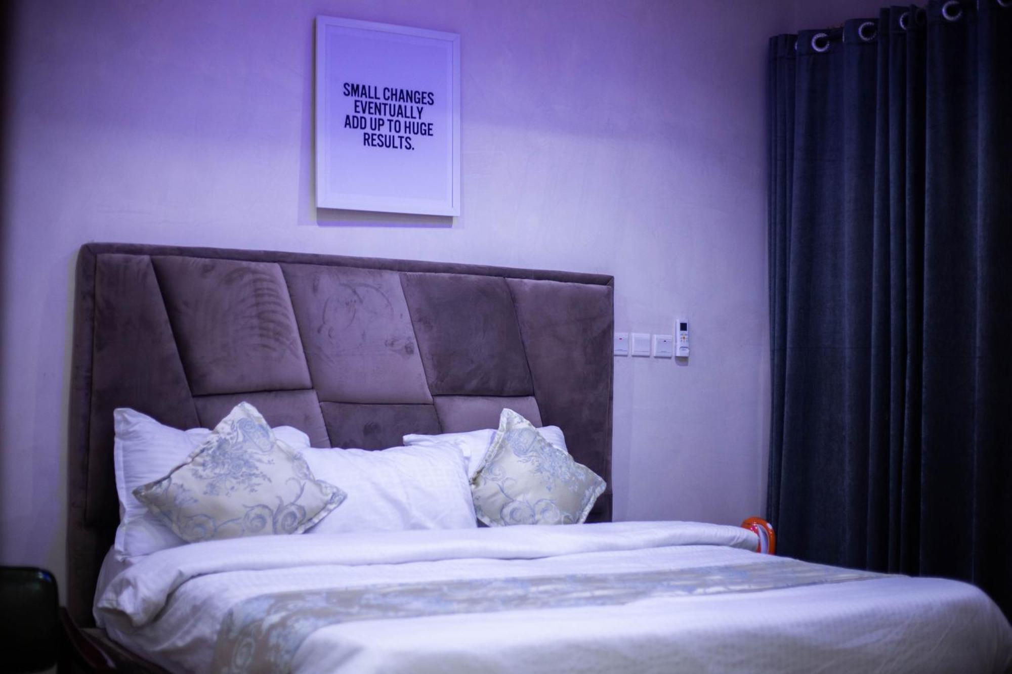 Vibes Suites Kaba Exteriör bild